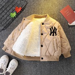 Clothing Sets Autumn Winter Baby Boys Thickened Plush Jacket Coats Baseball Clothes Child Fashion Warm Fleece Cotton Padded Outerwear 231124