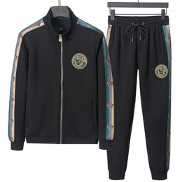2024 designer tracksuit mens tracksuit Autumn Custom Logo luxury Unisex Training Wear 2 Piece Jogging Suits Plain track suit brand Hoodie Men Sweatsuit Sets