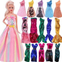 Doll Accessories의 옷은 짧은 길이 스팽글 낚시 용기 BJD 섹시한 패션 반짝이는 드레스 소녀 230424