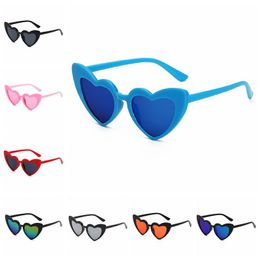 Sunglasses Kids Peach Heart Fashion Sun Glasses Child Designer Sunscreen Eyeglasses Summer Street Glasses Travel Party Sun Beach Travel Eyewear BC641