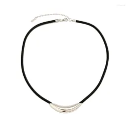 Pendant Necklaces M2EA Stylish Torques Choker Necklace Unique Curved Tube Clavicle Chains Jewelry Fashion Accessory For Girl Ladies