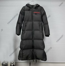 24SS 겨울 여자 다운 자켓 디자이너 후드 롱 브랜드 다운 재킷 여자 편지 인쇄 따뜻한 코트 솜털 레이디 후드 코트