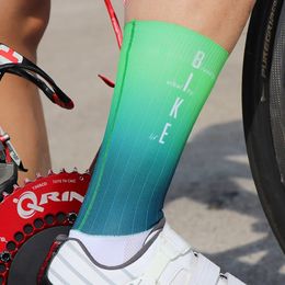 Sports Socks Mcycle Factory Custom One Piece Of Seamless Anti-Slip Silicone Summer Bicycle Riding Cycling Aero Sock 231124