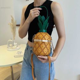 Totes Personalised Styling Pineapple Handbag for Women High Quality Shoulder Bags Brand Designer Purses Crossbody Bag Chain Satchel