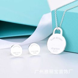 Designer Brand Tiffays round cake Necklace female CNC steel seal letter pendant clavicle chain fashion simple Round Earrings pedicle home accessories