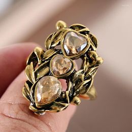 Cluster Rings Exquisite Gold Color Woman Fashion Retro Jewelry Natural Heart Shape Engagement Wedding Ring Anniversary Party