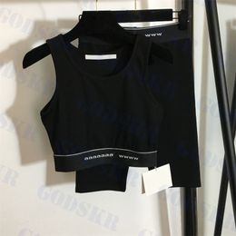 Letter Printed Yoga Suit Womens Swimwear Black Tanks Sports Shorts Fashion Ladies Tracksuits