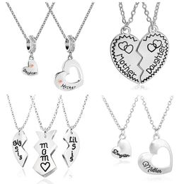 Pendant Necklaces Set Mother Daughter Heart Necklace Alloy Splicing Engraved Letter Love For Women Girls Mom Jewelry GiftPendant
