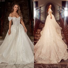 Elegant Ball Gown Wedding Dresses Sleeveless V Neck Off Shoulder Sequins Applique 3D Lace Ruffles Bridal Gowns Formal Dress Plus Size Custom Made Vestido de novia