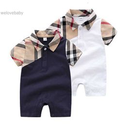 Kleidung stellt Kindentwerferkleidungmädchenjungen Kurzarm-Plaidspielanzug 100% Baumwollkinder ein Säuglingskleidungsbabykindmädchen-Jungenkleidung B02