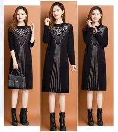 Black Vintage Floral Winter Sweaters Dress Women Designer Long Sleeve O-Neck Vacation Sweaters Dresses 2023 Spring Autumn Runway Slim Soft Warm Party Midi Frocks