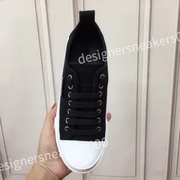 Top Designers Women Men casual shoessense retro Trainers black white sneakers jogging hiking Sneakers