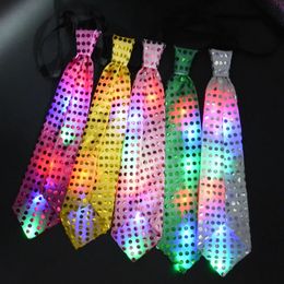 Other Festive Party Supplies 10Pcs LED Bowtie Flashing Light Up Sequin Necktie Bow Tie Club Bar Xma Wedding Luminous Gift 231124