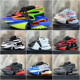 Man Women Unicorn low-top ARRIVAL Shoes Designer Running Casual Mesh Elastic Shoes luxury Fashion Neoprene Leather Spaceship sneakers