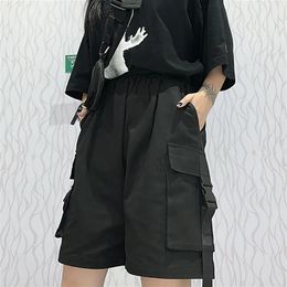 Women's Shorts Xpqbb Gothic Black Cargo Shorts Women Summer Streetwear Couple Wide Leg Shorts Woman Harajuku Big Pockets Knee Length Pants 4Xl 230425