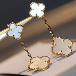 Four Leaf Clover Luxury Designer JewelryFourleaf clover Ear Studs Earrings V Gold Thickened Plating K Rose White Fritillaria Fourleaf Double Flower