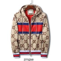 Woman Mens Jacket Men Designer For Coat Spring Autumn Outwear Windbreaker Zipper Man Casual Jackets Outside Sport Asian Size M-3XL 55LV