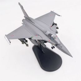 Aircraft Modle Scale 1/100 Fighter Model France Dassault Rafale C Military Aircraft Replica Aviation World War Plane Miniature Toy for Boy 230426