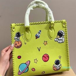 2023-Designer bag Women tote bags woven cartoon pattern Crossbody Shopping Beach fashion fashion large Totes Shoulders cowhide Handbags