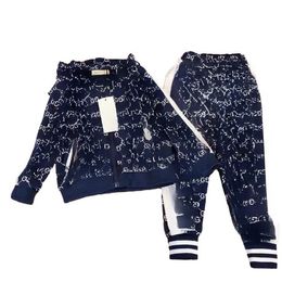 Designer new fashion sportswear boys and girls clothing set Spring and Autumn clothing sportswear children students hip hop street clothing wool children100-16 f11