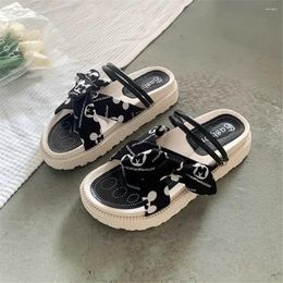 Sandals Without Heel Anti-slip Sports Woman To Walk Bath Shoes Slippers Sneakers Sapateni Sports-leisure Trends