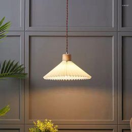 Pendant Lamps Retro Pleated Light For Living Dining Room Bedside Solid Wooden Ceiling Hanging Fabric Lampshade Bar Home Decoration