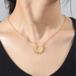 Chains Sun Ray Half Circle Spiked Femme Pendant Necklace 18K Gold Plated Stainless Steel Geometric Charm Choker Chain For Women Jewelry