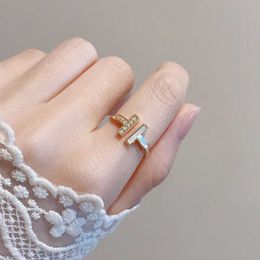 Designer de alta versão prata esterlina S925 esmalte bobina de diamante duplo T letra 18k ouro rosa anel aberto para categoria feminina