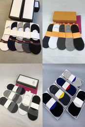 2021 200 needle computer plain designer Invisible sock with DK jacquard Street Style Stripe Sports Basketball For Men and ms 5pc5111198