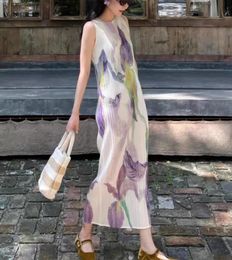 ISSEY Pleated Print Fashion Style Temperament Beach Dress 25