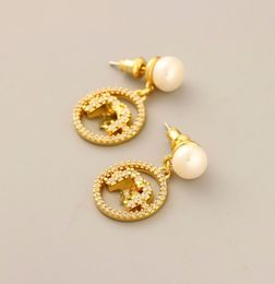 New Stylish Graceful Simple Freshwater Cultured Pearl Inlaid Gem 925 Silver Pin Eardrops Earrings