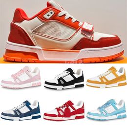 2023 Luxury Mens Casual Shoes Fashion Womens Logo Embossed Trainer Sneaker Green Denim Sky Blue White Grey Pink 36-45 x27