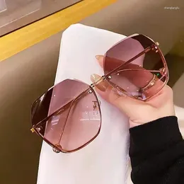 Sunglasses 2024 Fashion Brand Design Vintage Rimless Pilot Women Men Retro Cutting Lens Gradient Sun Glasses Female UV400