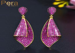 Pera Luxury Quality Rose Red CZ Zircon Elegant Conch Shape Dubai Gold Drop Earrings For Women Wedding Party 925 Jewlery E545 Dangl2554394