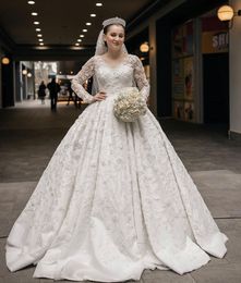 Elegant Ball Gown Wedding Dresses V Neck Long Sleeves Sequins Appliques Beaded Floor Length Ruffles 3D Lace Flowers Zipper Bridal Gowns Plus Size Vestido de novia