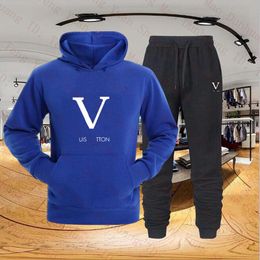 Designer Mens tracksuits logo print Hoodie Cotton Blend Jacket sweat suits coats Luxury Sweatshirt Man Women Casual Pants viutonitys sportswear fitness suits