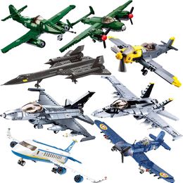 Aircraft Modle Military F/A-18E Super Strike Hornet Fighter Plane Building Blocks War Bricks Classic Model Educational Kids MOC Toys 230426