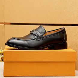 Luxusname Herren Oxfords Kleidungsanzug Gehen Sie im Freien echte Leder-Dick-Soled-Schuhe Größe 38-45