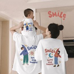 Family Matching Outfits Cartoon Cute Pure Cotton Short Sleeve Tshirts Father Mother Kids Summer Parentchild Clothes 230427