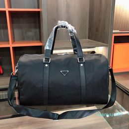 Men Fashion Duffle Bag Triple Black Nylon Travel Bags Mens Top Handle Luggage Gentleman Business Work Tote with Shoulder Strap312C