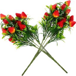 Decorative Flowers 2 Pcs Berries Simulated Strawberry Decorations Desktop Decors Festival Accessory Red Branches For DIY Bride