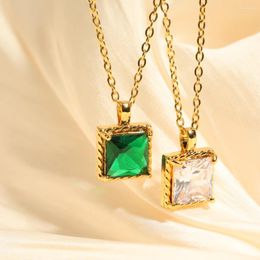Pendant Necklaces Court Style Emerald Zircon Vintage Temperament Clavicle Chain Luxury Aesthetic Pure Gold Plating Necklace