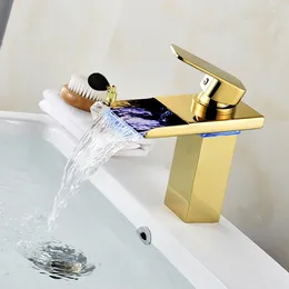 Bathroom Sink Faucets Vidric Square LED Faucet Basin Brass Gold/Rose Gold Waterfall Taps Water Power Tap Mixer Torne