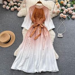 Casual Dresses VANOVICH Spring And Summer 2023 European American Style Gradient Bow Belt Design A-line Dress O-neck Fashion Long