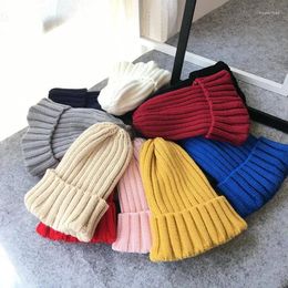 Berretti 2023 La lavagna luminosa color caramella alla moda può essere utilizzata per uomini e donne amanti dell'autunno inverno cappelli caldi lavorati a maglia