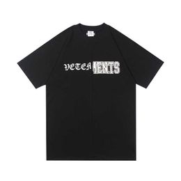 Mens T-Shirts 21 VETEMENTS Tshirt Men Women 11 bet Patchwork Embroidery Print VETEMENTS Shortsleeved Tops J230427