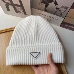 Beanie designer beanie bonnet hat bucket hat cap winter hat brand knitted hat Spring Skull caps Winter Unisex Cashmere Letters Casual O Fjjn