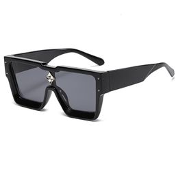 Vintage Glasses For Hip Hop Fashion Personalised Sunglasses For Men Square Millionaire Sunglasses Diamond flower 220429