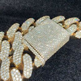 Schwere kubanische Gliederkette Vvs Moissanite Halskette Iced Out kubanische Kette