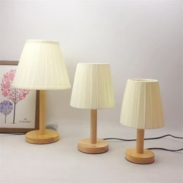 Table Lamps Japan Style Simple Design USB Wooden Bedside Lamp With Bulb Vintage Round Yellow Solid Colour For Bedroom Living Room